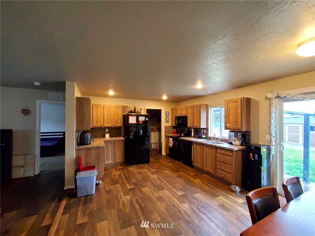 8230 James Road Southwest Rochester, WA 98579 - Photo 8 of 33