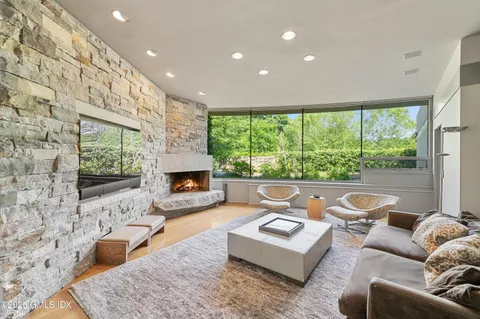 $14,995,000 | 326-338 Stanwich Road, Greenwich, CT 06830