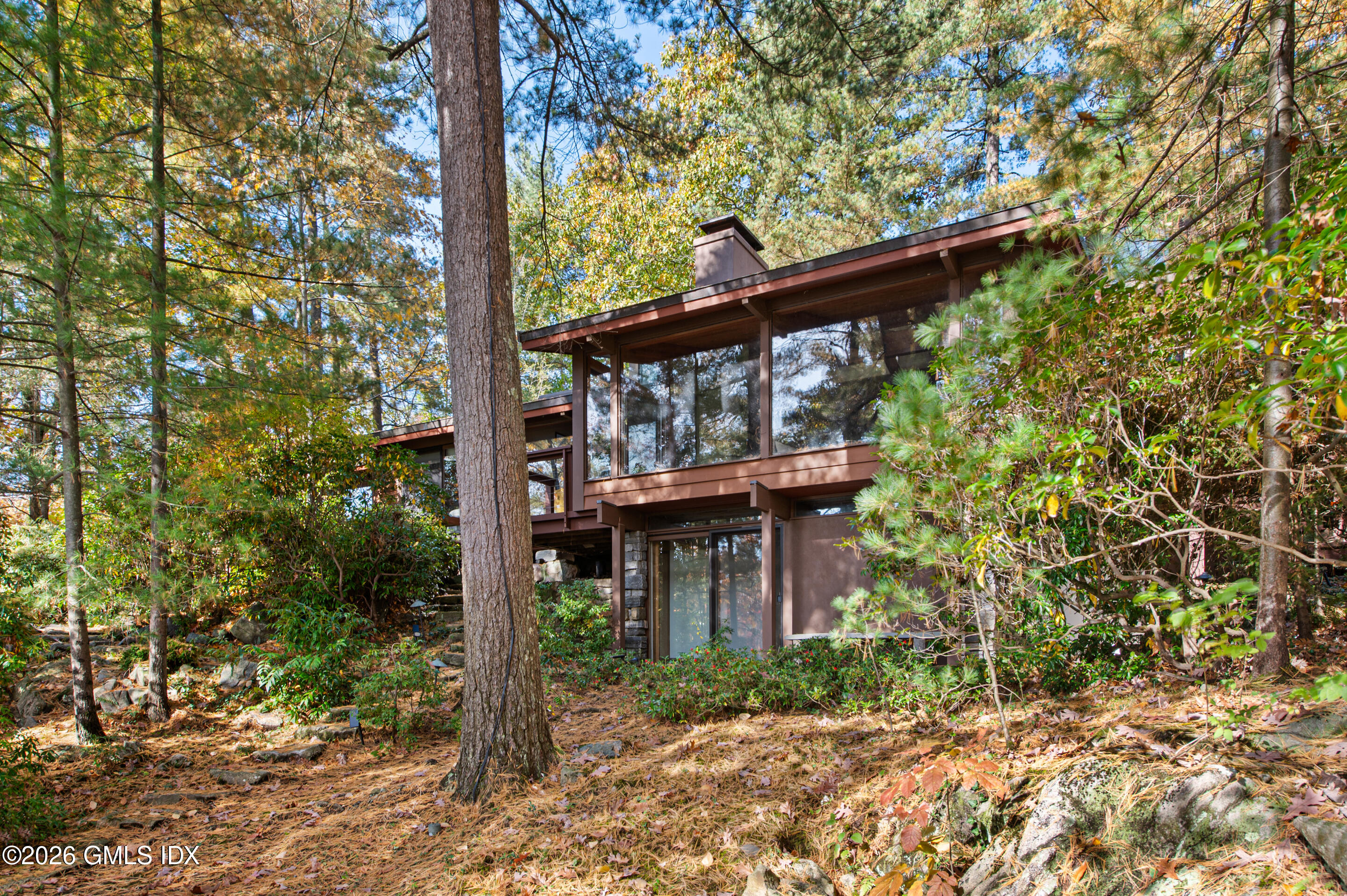 326-338 Stanwich Road Greenwich, CT 06830 - Photo 31 of 39 16 Selection 328 Back