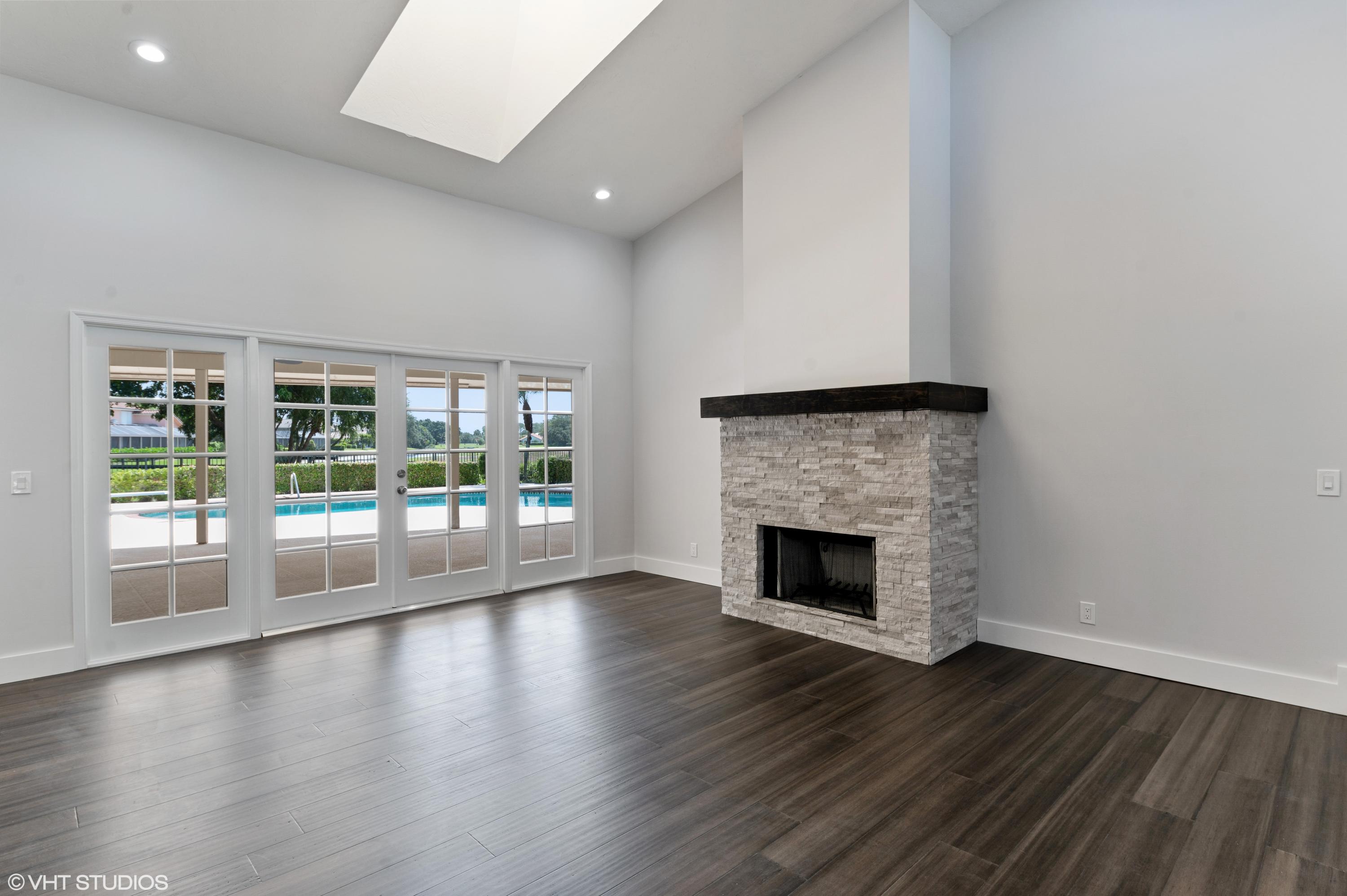 58 Dunbar Road Palm Beach Gardens, FL 33418 - Photo 5 of 36 Family room