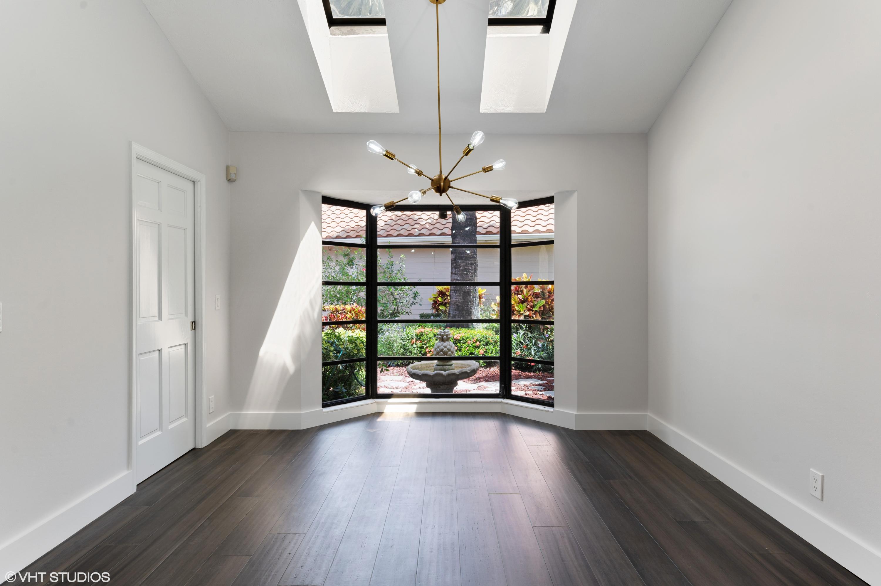 58 Dunbar Road Palm Beach Gardens, FL 33418 - Photo 7 of 36 Dining Room