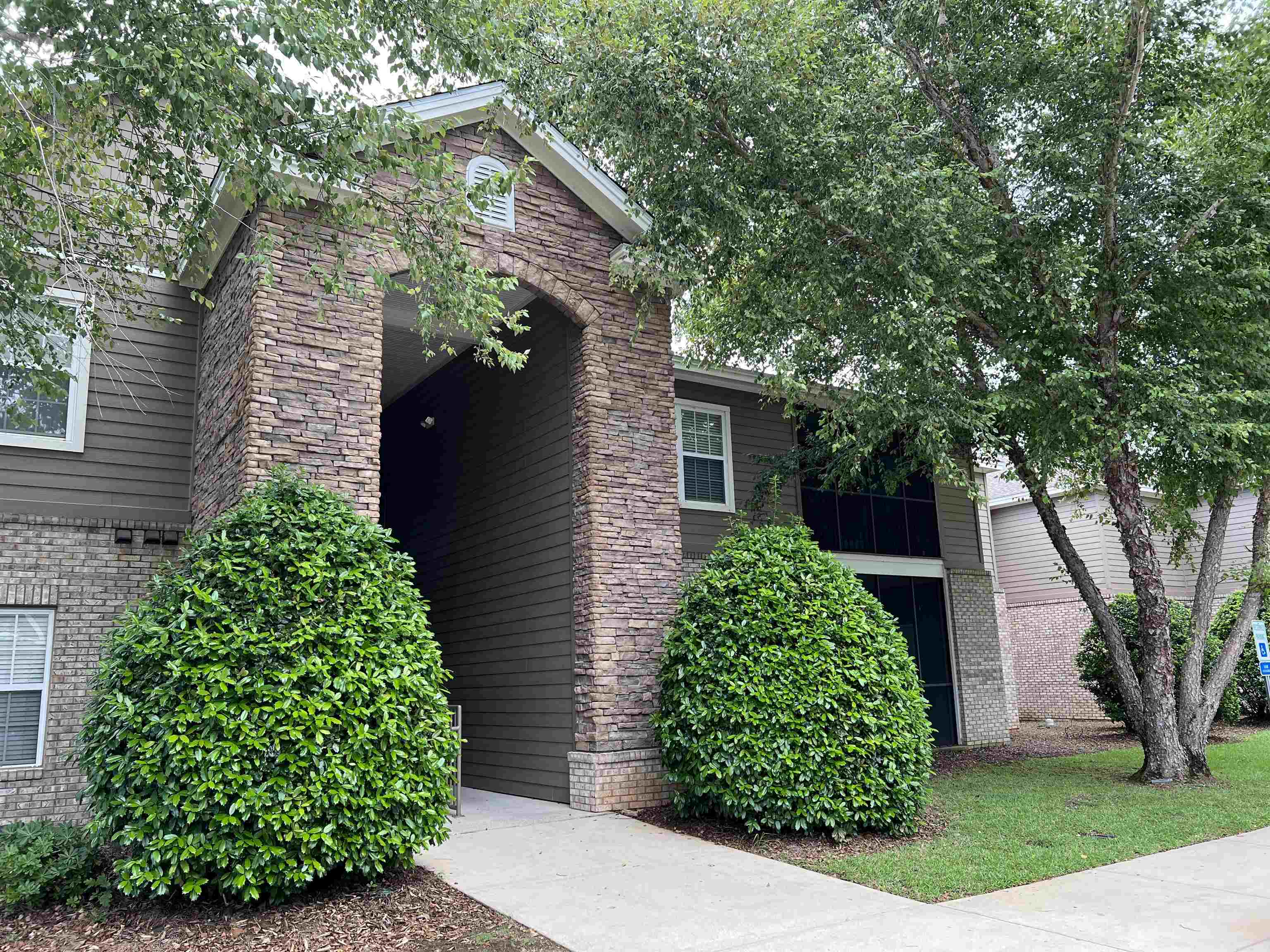 450 Park Avenue, Unit 209 Foley, AL 36535 - Photo 1 of 9 Condo 209