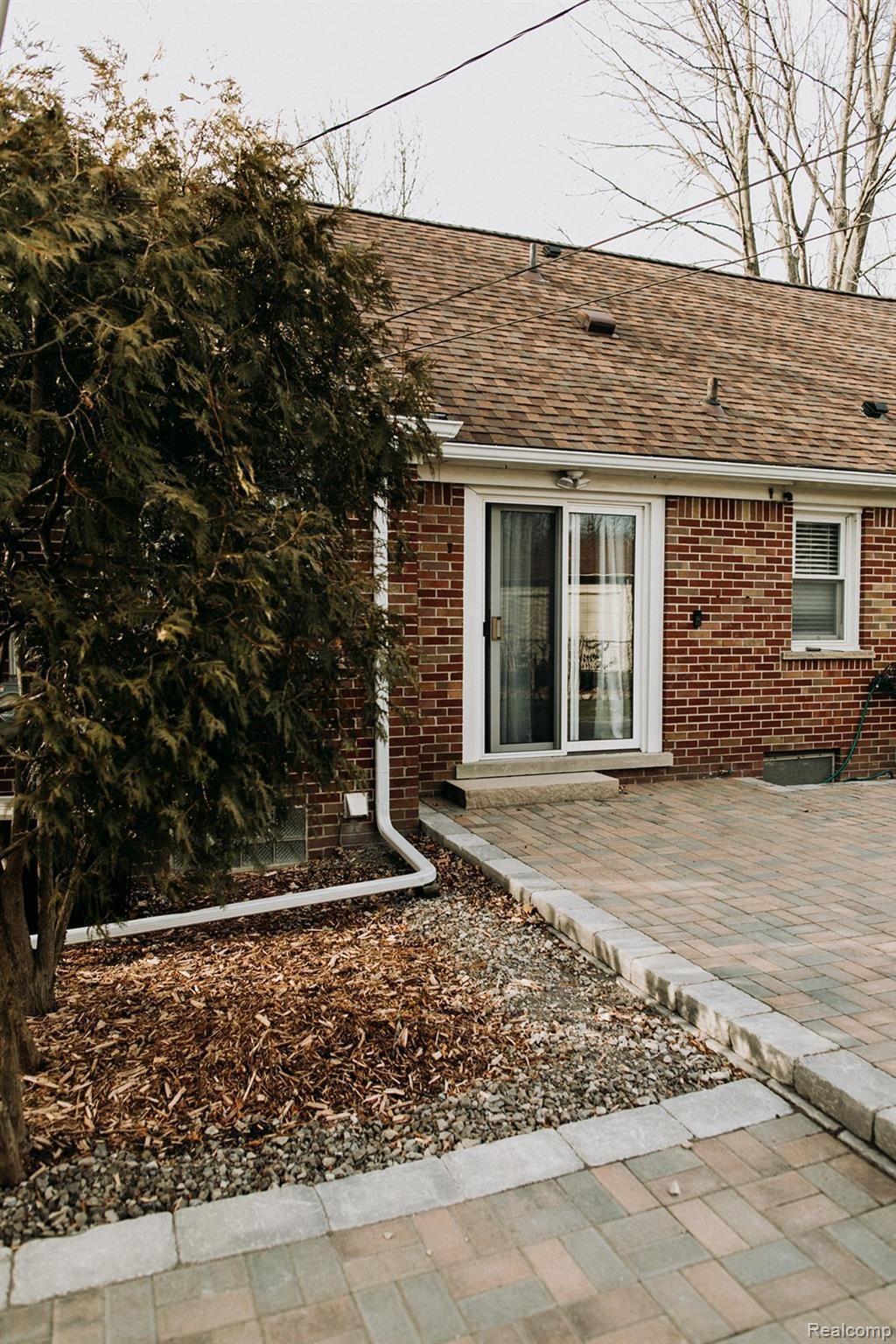 16030 Meadowbrook Road Redford, MI 48239 - Photo 5 of 29 erinhannumphotography_16030meadowbrook-4.jpg