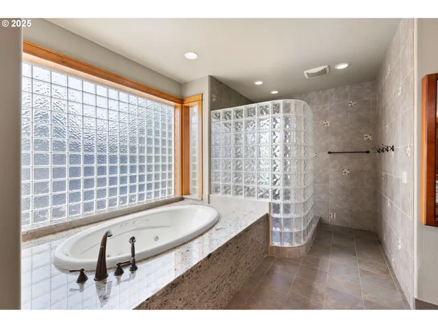 $1,495,000 | 26684 South Fish Road, Mulino, OR 97042