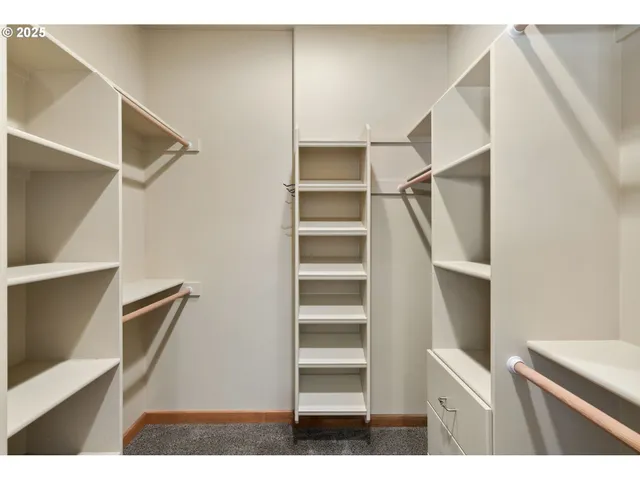 $1,495,000 | 26684 South Fish Road, Mulino, OR 97042