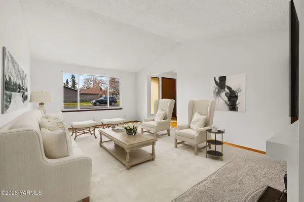 $310,000 | 611 South 53rd Avenue, Yakima, WA 98908