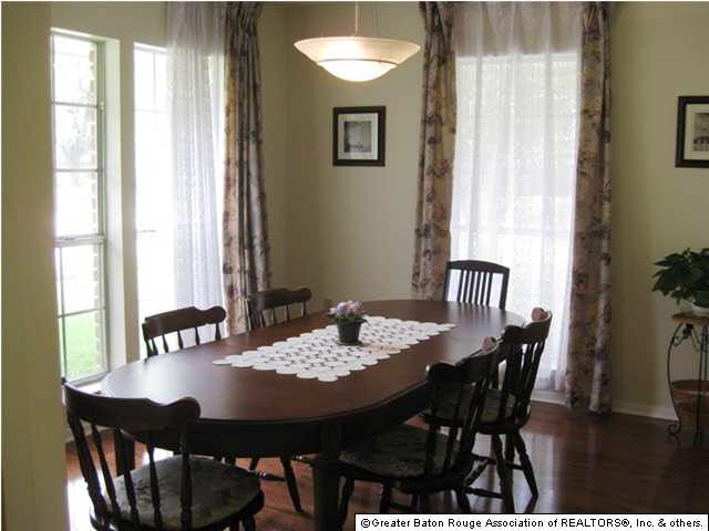 420 Bancroft Way Baton Rouge, LA 70808 - Photo 5 of 31 Gallery Image 5