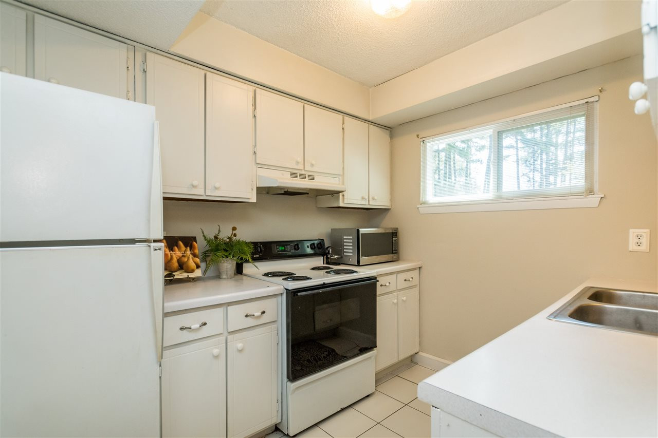 604 Dylan Court Raleigh, NC 27606 - Photo 4 of 15 Photo 4