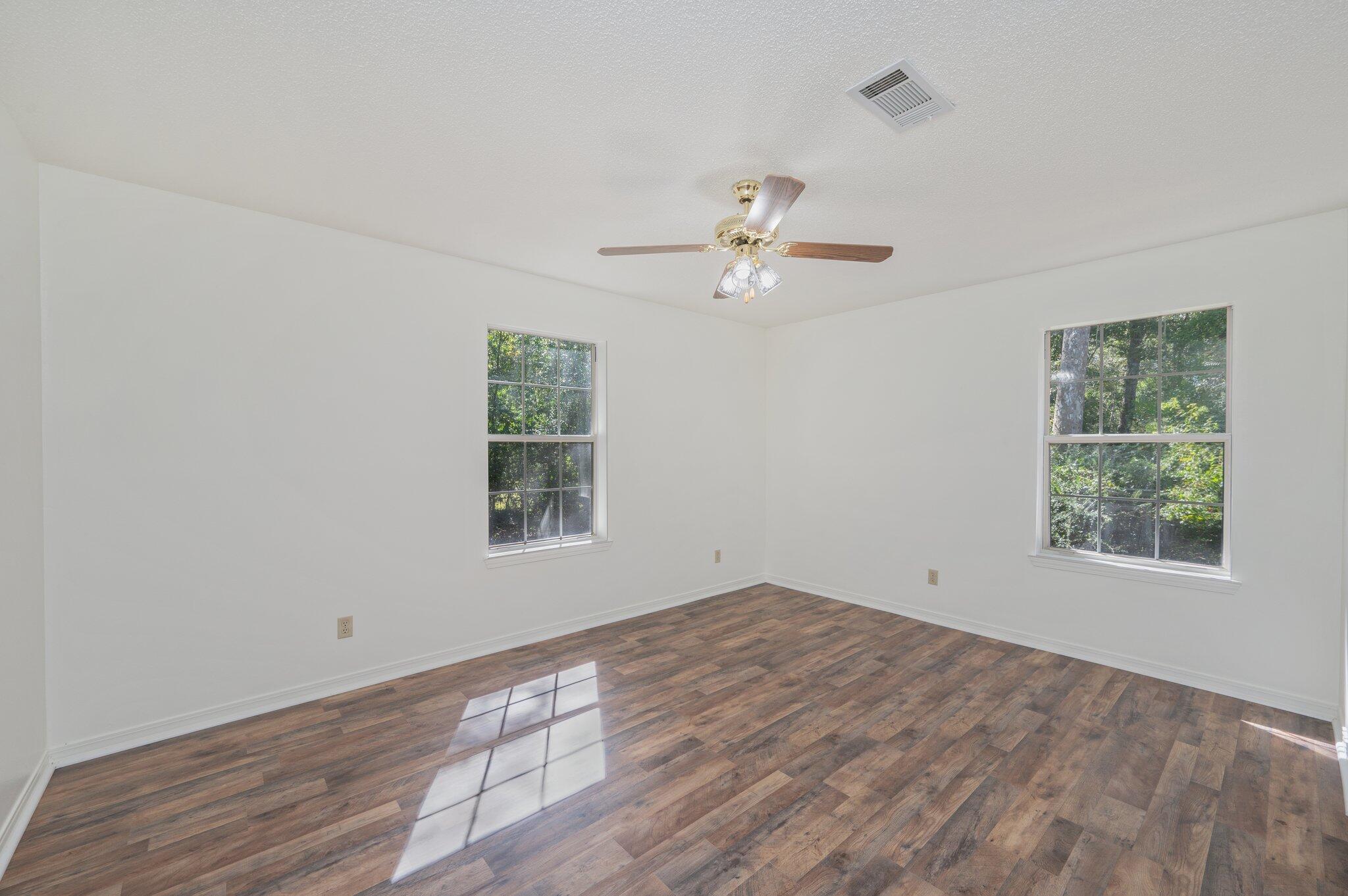 624 Hill Street DeFuniak Springs, FL 32435 - Photo 22 of 34 a view of an empty room with a window