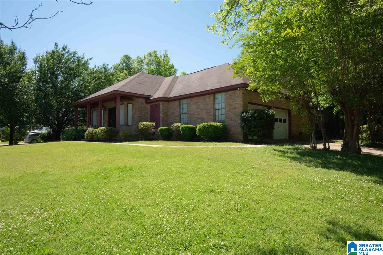 16 Oakview Circle Sylacauga, AL 35151 - Photo 2 of 37