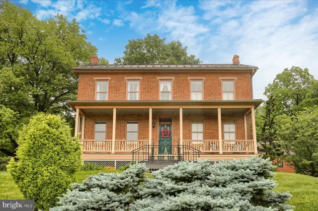 $899,000 | 250 Big Spring Road, Newville, PA 17241