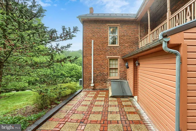 $899,000 | 250 Big Spring Road, Newville, PA 17241