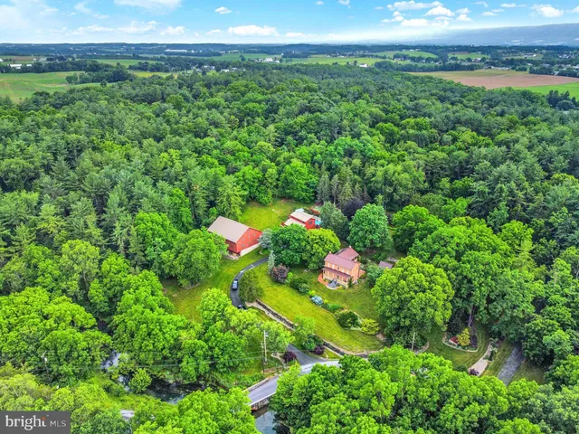 $899,000 | 250 Big Spring Road, Newville, PA 17241