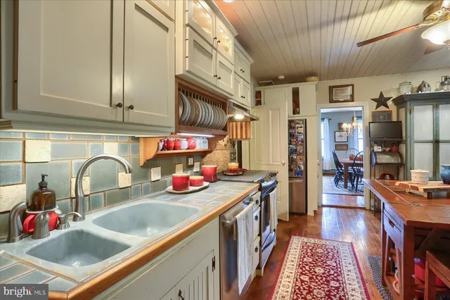 $899,000 | 250 Big Spring Road, Newville, PA 17241