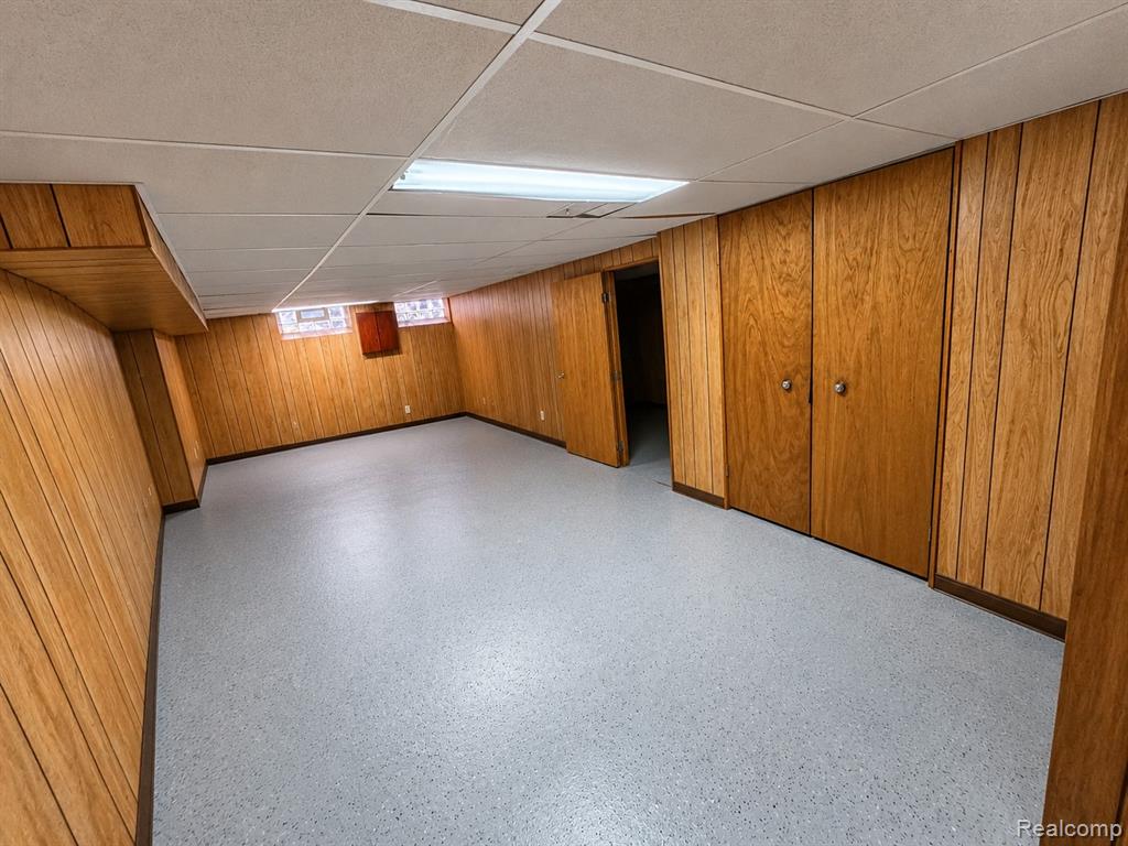31159 Kelly Road Fraser, MI 48026 - Photo 23 of 34 Gallery Image 23