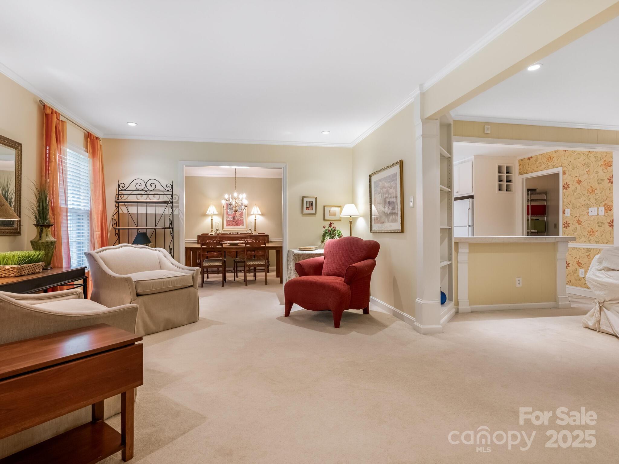 6009 Brace Road Charlotte, NC 28211 - Photo 5 of 22 Gallery Image 5
