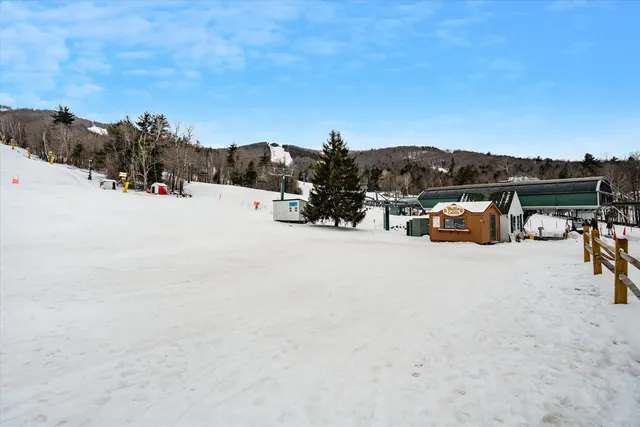 $500,000 | 0 Ragged Mountain Road, Danbury, NH 03230