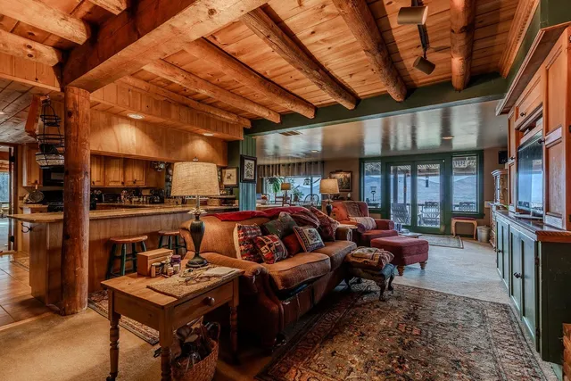 $1,399,000 | 12 Sunny Hill Road, Winhall, VT 05255