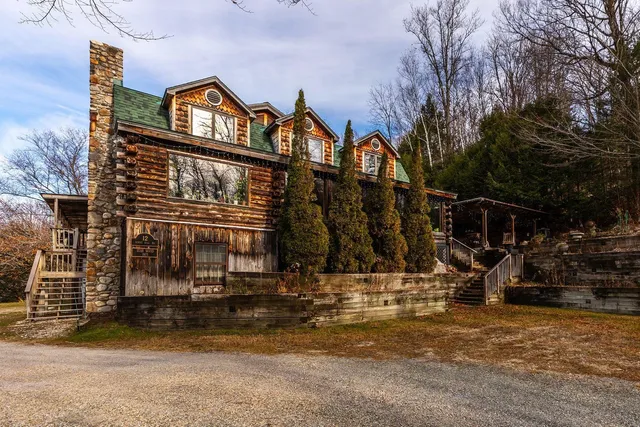 $1,399,000 | 12 Sunny Hill Road, Winhall, VT 05255
