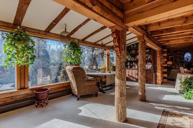 $1,399,000 | 12 Sunny Hill Road, Winhall, VT 05255