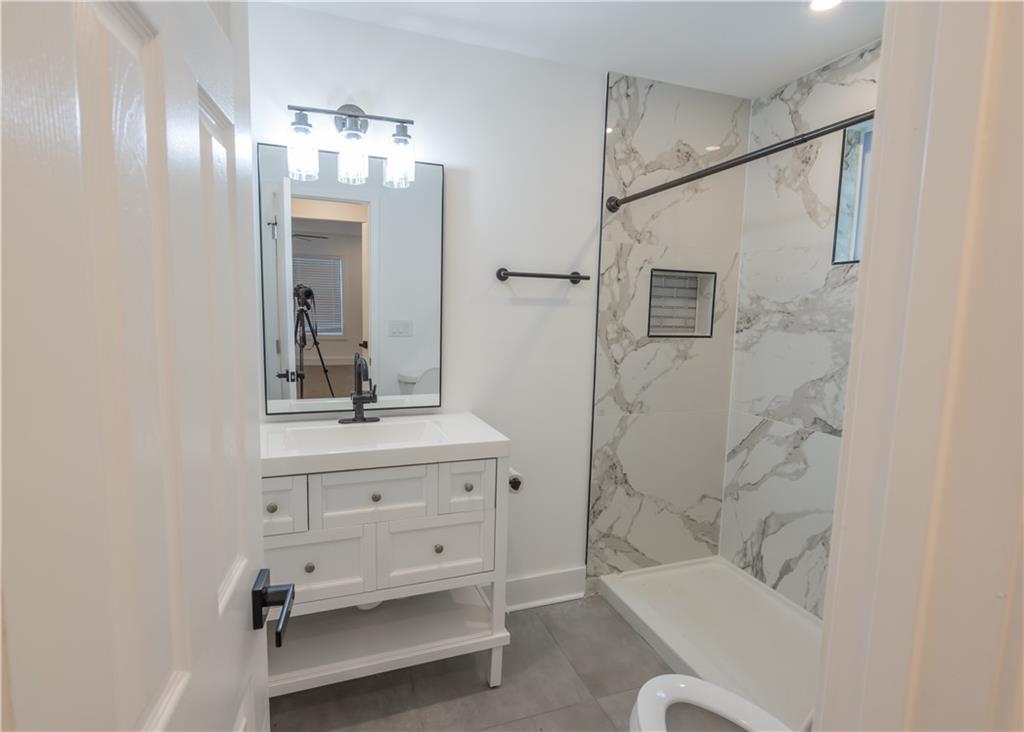 3822 Bakers Ferry Road Southwest, Unit A Atlanta, GA 30331 - Photo 20 of 39