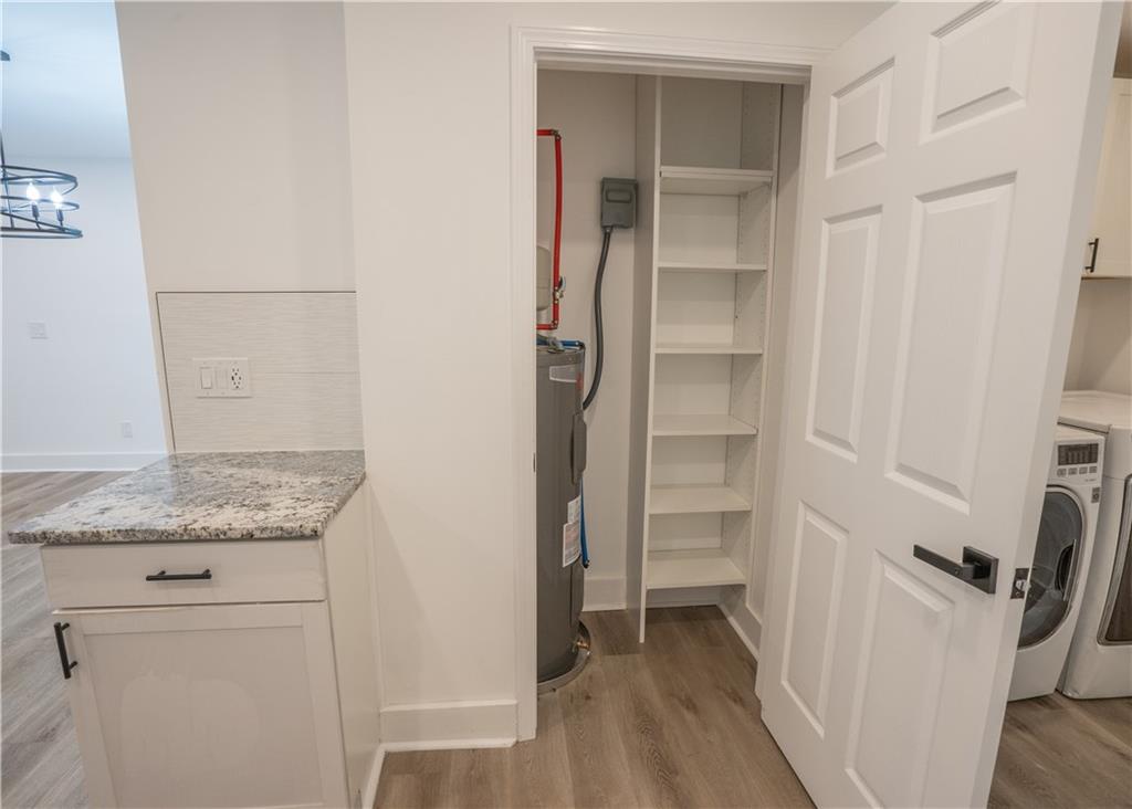 3822 Bakers Ferry Road Southwest, Unit A Atlanta, GA 30331 - Photo 2 of 39