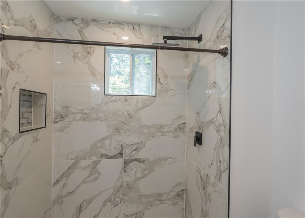 3822 Bakers Ferry Road Southwest, Unit A Atlanta, GA 30331 - Photo 23 of 39