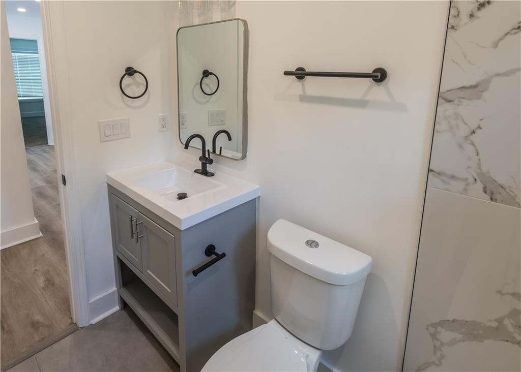 3822 Bakers Ferry Road Southwest, Unit A Atlanta, GA 30331 - Photo 30 of 39