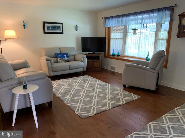 612 Harding Avenue Reading, PA 19607 - Photo 5 of 40 Gallery Image 5