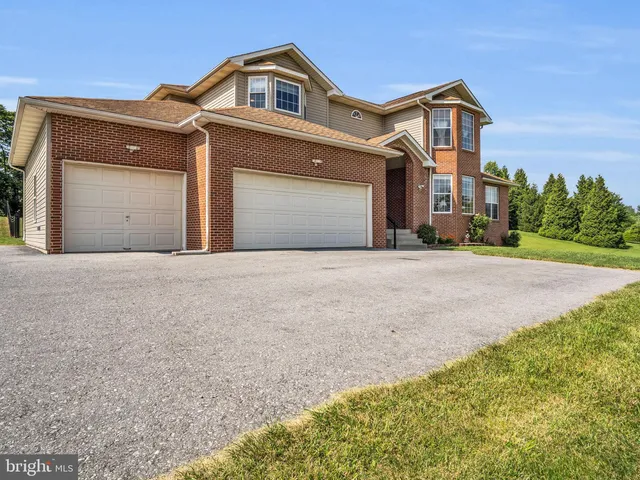 $849,999 | 865 Dry Run Road, Grantville, PA 17028