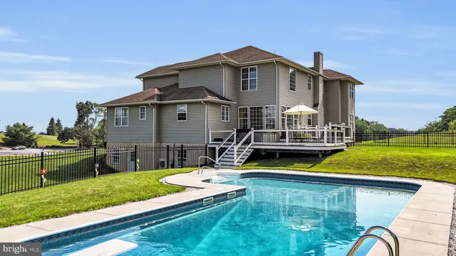 $849,999 | 865 Dry Run Road, Grantville, PA 17028