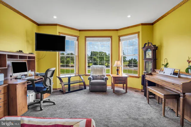 $849,999 | 865 Dry Run Road, Grantville, PA 17028