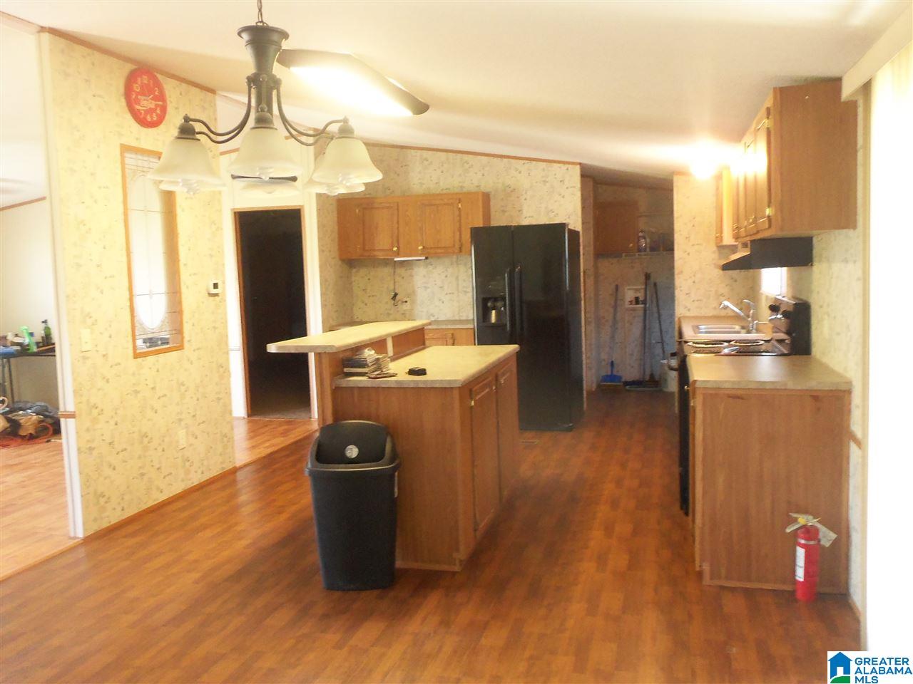 907 Jim Thomas Road Hayden, AL 35079 - Photo 10 of 36