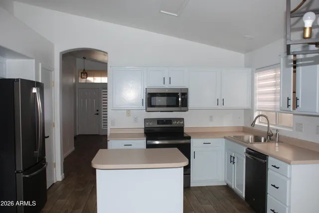 $2,550 | 249 West Grovers Avenue, Phoenix, AZ 85023