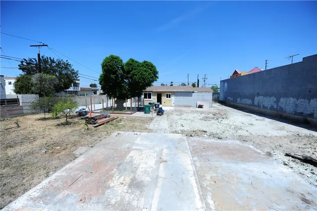 $2,288,888 | 4518 West 1st Street, Santa Ana, CA 92704