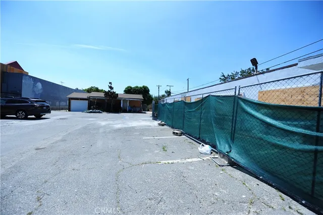 $2,288,888 | 4518 West 1st Street, Santa Ana, CA 92704