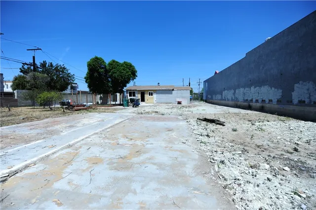 $2,288,888 | 4518 West 1st Street, Santa Ana, CA 92704