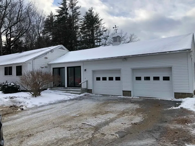 $3,500 | 77 Sewalls Falls Road, Concord, NH 03303