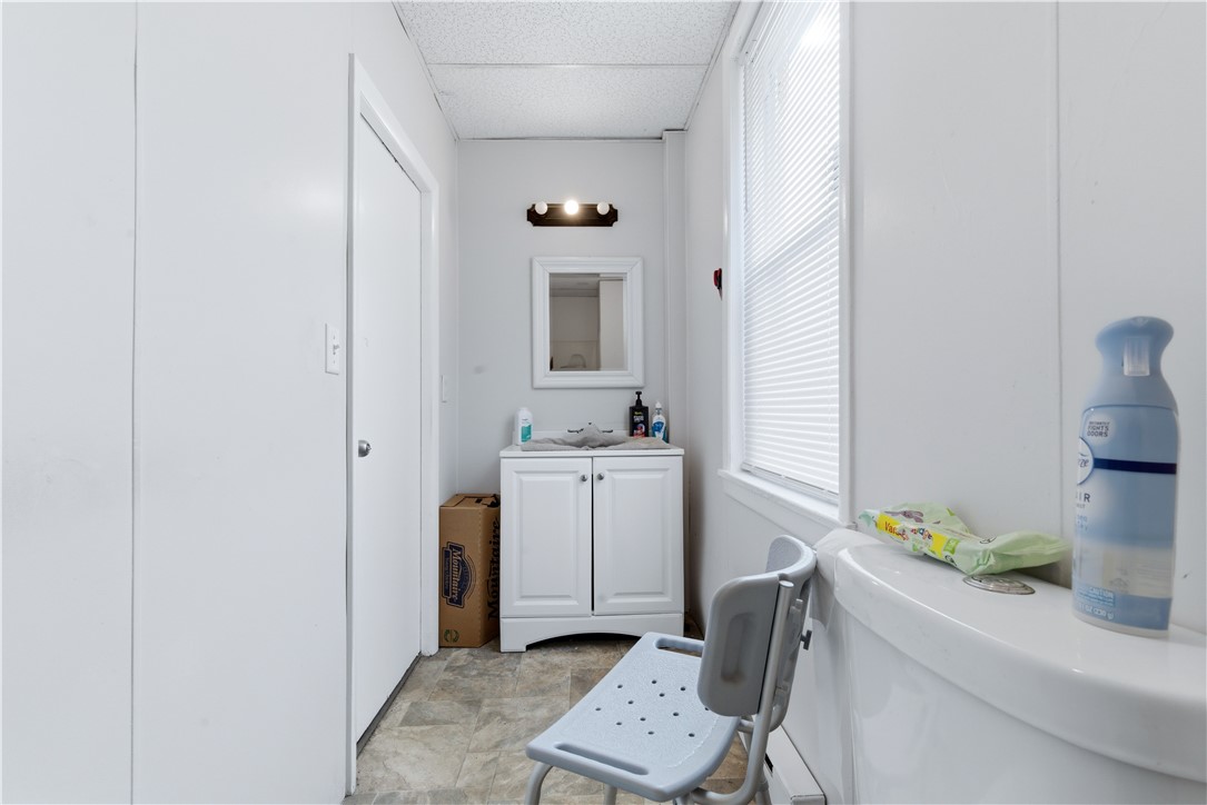 513 Washington Street Coventry, RI 02816 - Photo 12 of 31