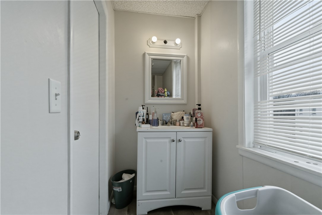 513 Washington Street Coventry, RI 02816 - Photo 18 of 31