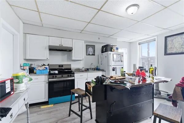 $800,000 | 513 Washington Street, Coventry, RI 02816