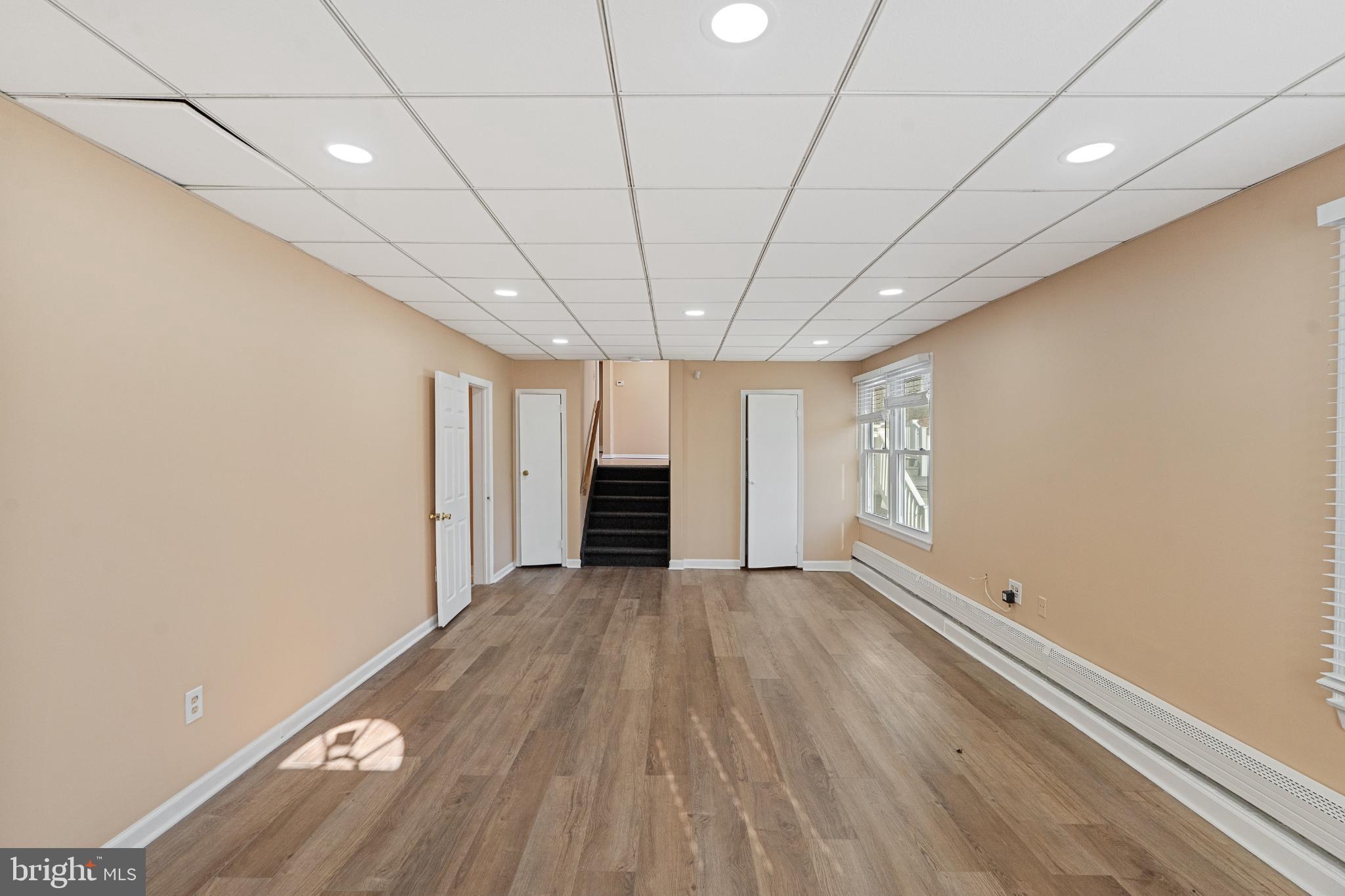 3850 Highway 27 Princeton, NJ 08540 - Photo 25 of 35 a view of an empty room with a window
