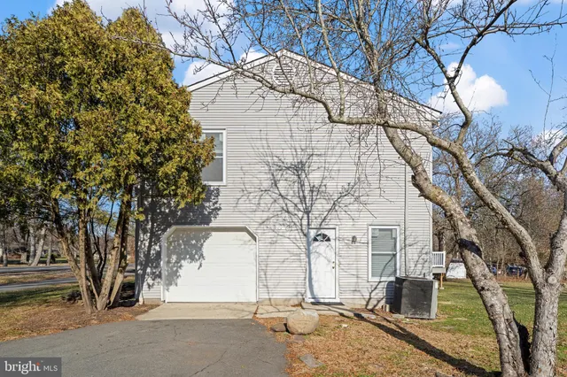 $4,400 | 3850 Highway 27, Princeton, NJ 08540