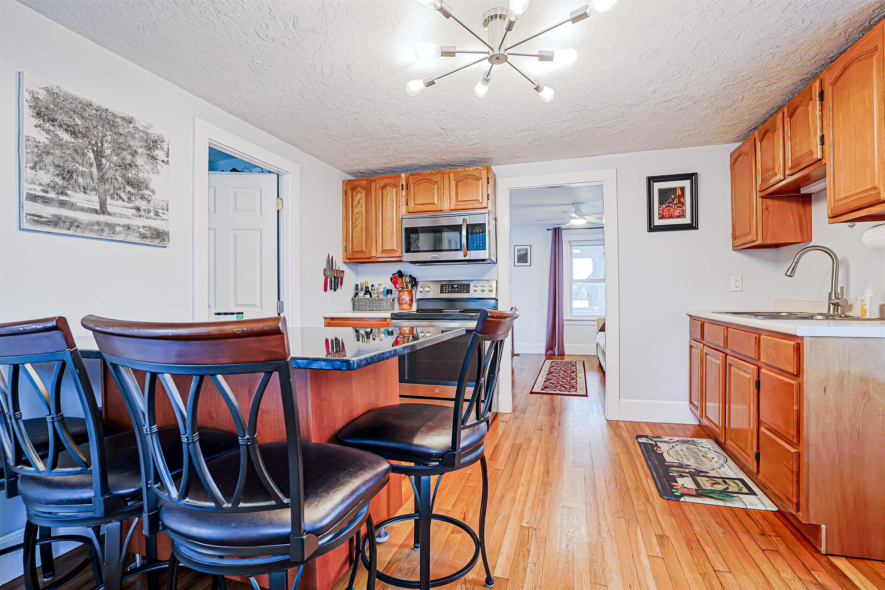 64 School Street Allenstown, NH 03275 - Photo 6 of 26