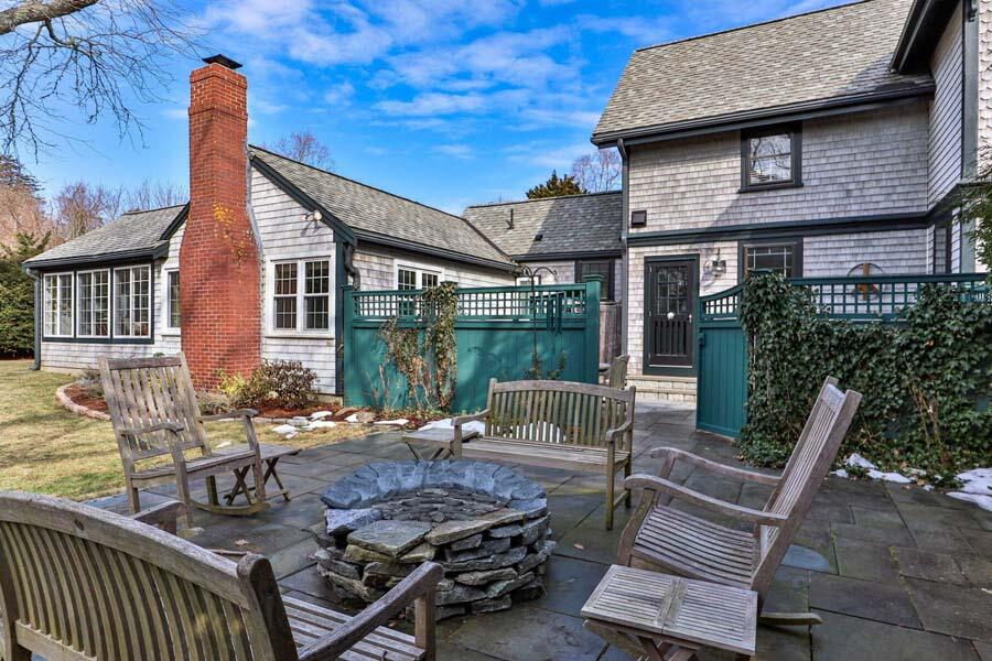 940 Route 6A Dennis, MA 02638 - Photo 41 of 48 Backyard Patio