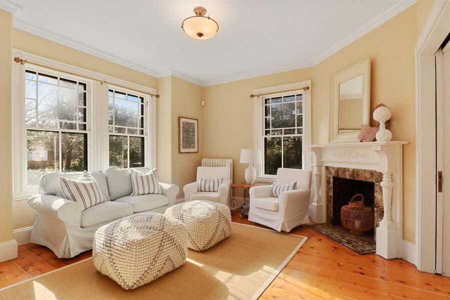 940 Route 6A Dennis, MA 02638 - Photo 7 of 48 Sitting Room