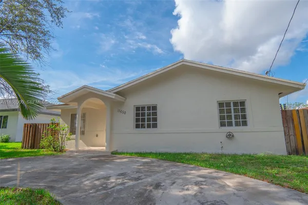 $4,100 | 15650 Northwest 39th Court, Unit 15650, Miami Gardens, FL 33054