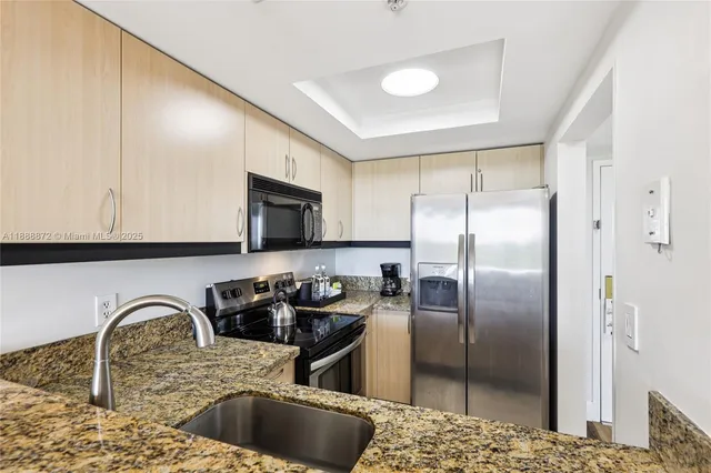 $614,000 | 2951 South Bayshore Drive, Unit 710, Miami, FL 33133