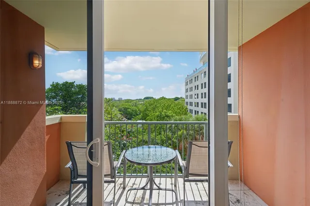 $614,000 | 2951 South Bayshore Drive, Unit 710, Miami, FL 33133