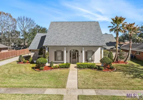 $489,999 | 4421 Lake Lawford Court, Baton Rouge, LA 70816